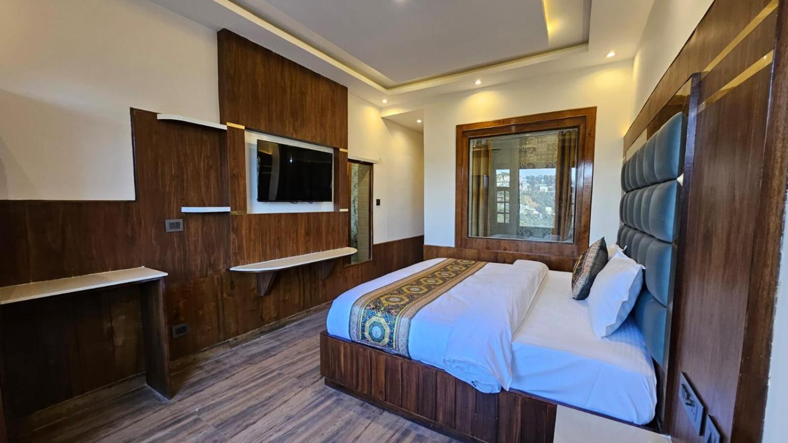 The Central Vista - Simla Royale Near Mall Road Free Pickup From Railway Station Simla شيملا المظهر الخارجي الصورة
