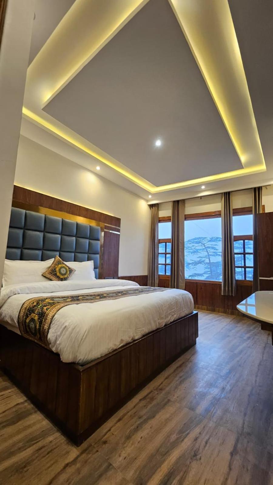 Mountain Zest- Simla Royale Near Mall Road Free Pickup From Railway Station Simla المظهر الخارجي الصورة