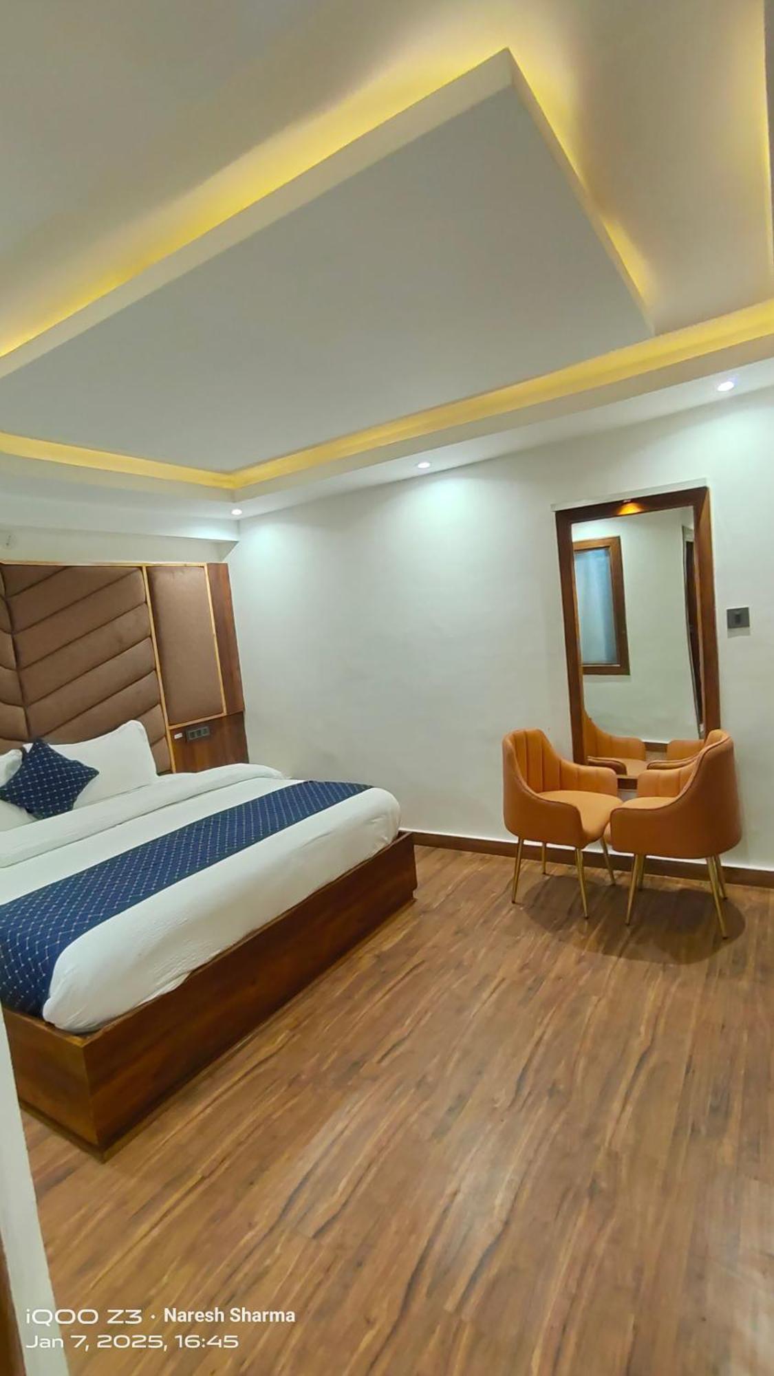 Mountain Zest- Simla Royale Near Mall Road Free Pickup From Railway Station Simla المظهر الخارجي الصورة