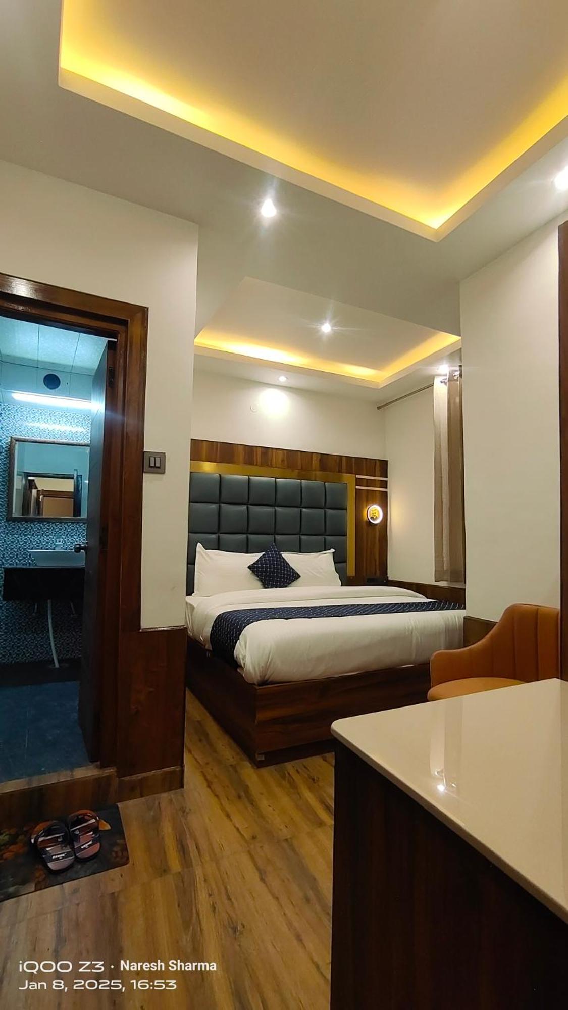 Mountain Zest- Simla Royale Near Mall Road Free Pickup From Railway Station Simla المظهر الخارجي الصورة